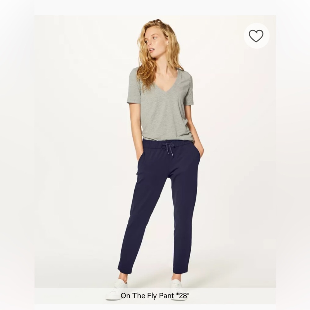 Lululemon On the Fly Women's Navy Pants - cropped length 27” stream